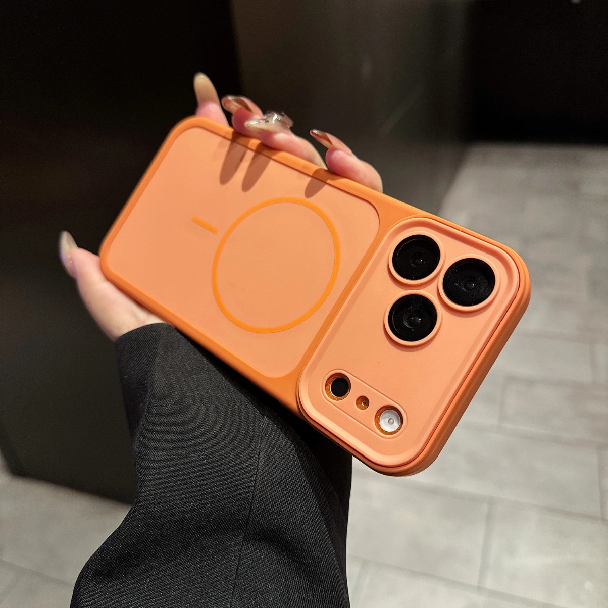 iPhone 17 Pro Max、16e、16、15、14 - Camera Lens Protector のレビューと価格